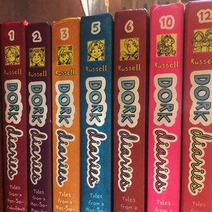 Dork Diaries - 7 Volumes (1, 2, 3, 5, 6, 10 & 12)